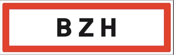 Panneau de signalisation en Bretagne