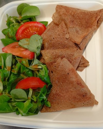 Crêperie mobile à Marseille et ses spécialités originales, des samoussas de sarrasin